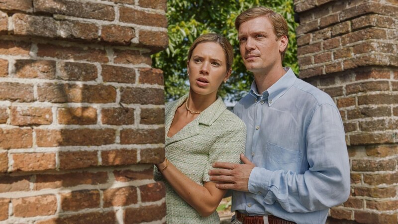 Máxima Zorreguieta (Delfina Chaves) und Willem-Alexander (Martijn Lakemeier) (Bild: Foto: RTL / 2024 Millstreet Films)