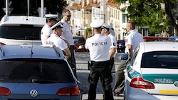 Die slowakische Opposition warnt vor der Errichtung eines „Polizeistaates“. (Bild: APA/AFP/LUDOVIC MARIN)