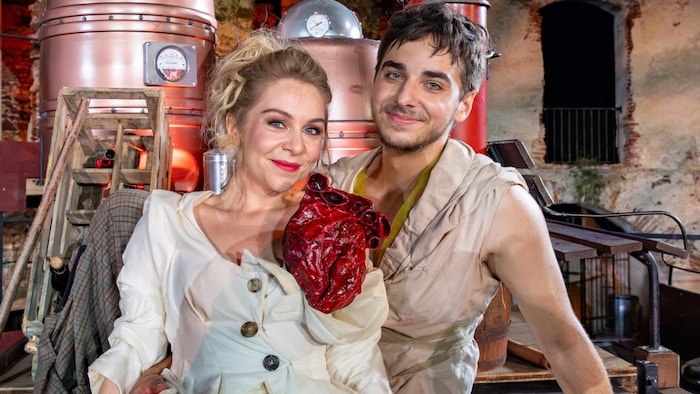 Matteo Ivan Rašić with Maria Nazarova as Adina 