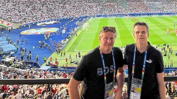 "Krone" head of sport Peter Moizi (left) with "Krone" editor Christian Reichel