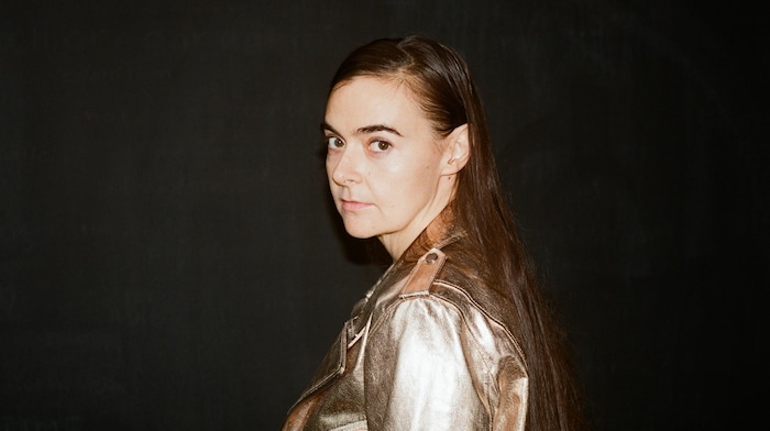 Doris Uhlich comes from the Salzkammergut region and lives as a choreographer in Vienna.
