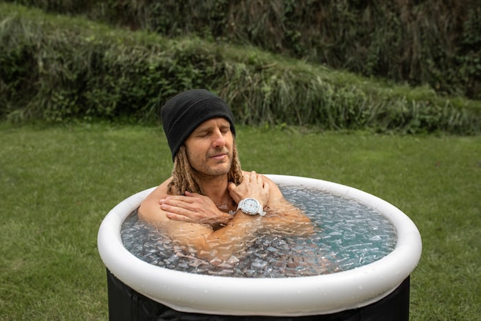 Daniel Fetz beim Eisbaden