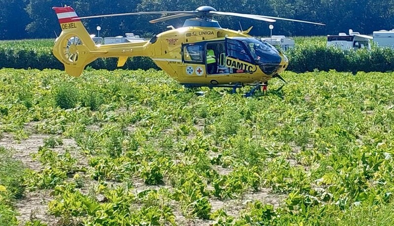 Per Notarzthubschrauber kamen die zwei Säuglinge ins Krankenhaus. (Bild: Schulter Christian)