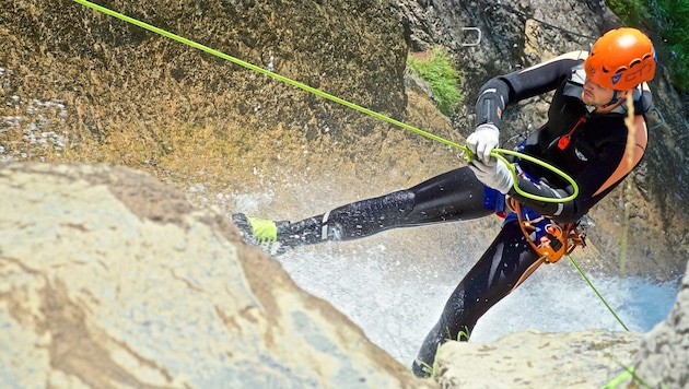 Wasserfälle: Für die einen schöne anzusehen, für die anderen eine Herausforderung beim Klettern am Seil, beim Canyoning (Symbolfoto). (Bild: Wallner Hannes/Hannes Wallner)