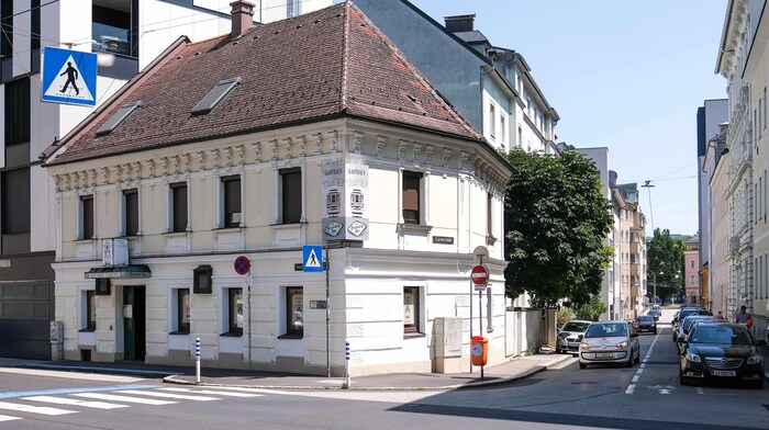 Im Gründerzeithaus im Stockhof wird endlich wieder aufgekocht.