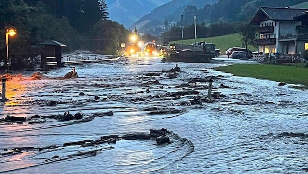 Überschwemmungen sollen künftig der Vergangenheit angehören. Die Freiwillige Feuerwehr hatte im ...