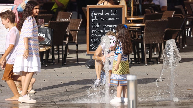 Die Hitze in der Stadt fühlt sich immer öfter unerträglich an. (Bild: Tröster Andreas)