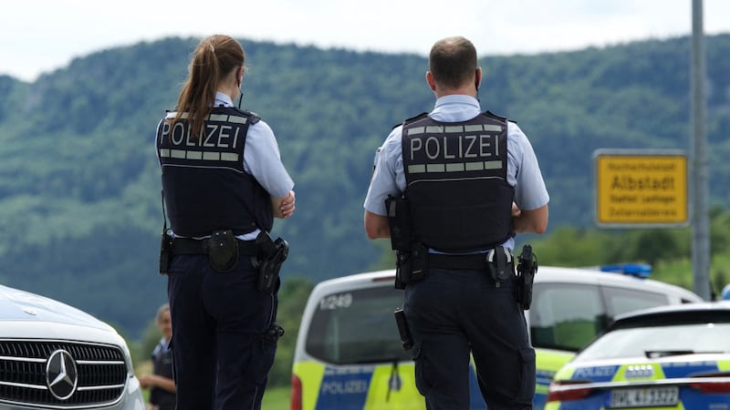 Polizei in Albstadt (Bild: AFP/Silas Stein)