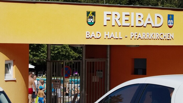 Der lebensgefährliche Zwischenfall war am Montag im Freibad Bad Hall-Pfarrkirchen passiert.