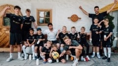 Sven Ulreich war für einen Tag beim Fußball-Camp von Björn Schulz beim Stanglwirt in Going dabei. (Bild: Skyline Medien)