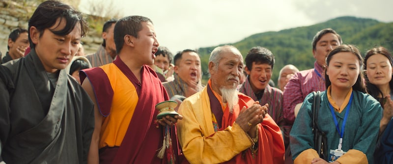 v.l. Benji (Tandin Sonam), Tashi (Tandin Wangchuk), Lama (Kelsang Choejey), Yangden (Pema Zangpo Sherpa) (Bild: ©Dangphu Dingphu A 3 Pigs Production & Journey to the East Films)