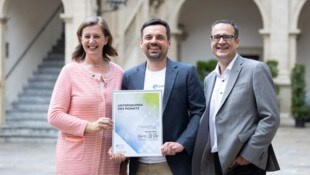 Geosaic ist Unternehmen des Monats: Wirtschaftslandesrätin Barbara Eibinger-Miedl (ÖVP), ...