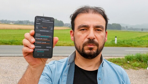 Özgür Yesilkaya was shocked when he showed his e-ticket: he was not allowed on the plane.