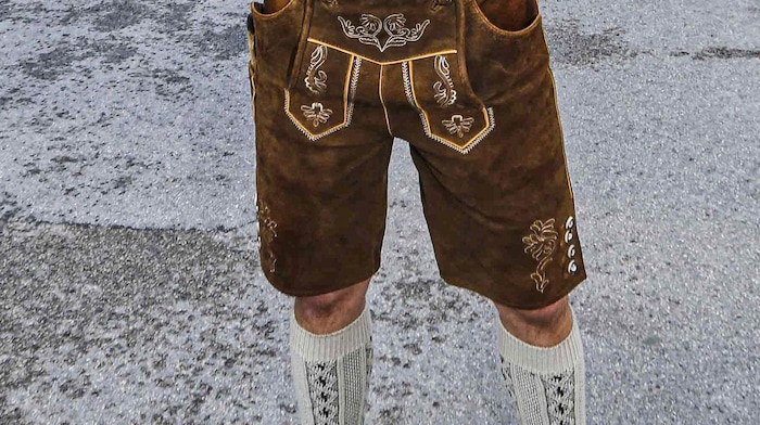 Für Männer in Lederhose gilt: Stutzen hochziehen!
