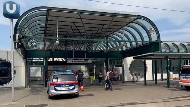 The horror accident occurred at this station. (Bild: krone.tv, Krone KREATIV)