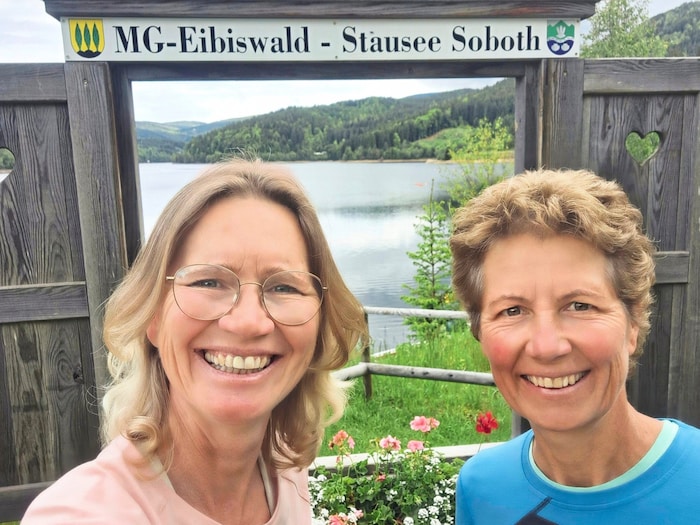 Elisabeth Zienitzer and Silvia Sarcletti, the hiking experts from "Steirerkrone"