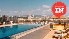 Über den Dächern der Stadt: der Rooftop-Pool des Hoxton-Hotels , einer der angesagtesten Orte. (Bild: Krone KREATIV/Julius Hirtzberger.)