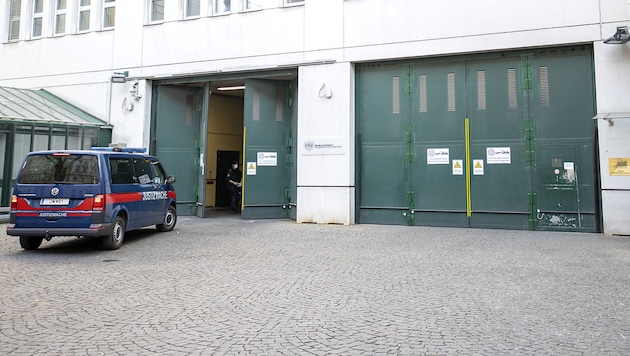 Extensive renovation work is currently taking place at the Josefstadt correctional facility. (Bild: APA/TOBIAS STEINMAURER)