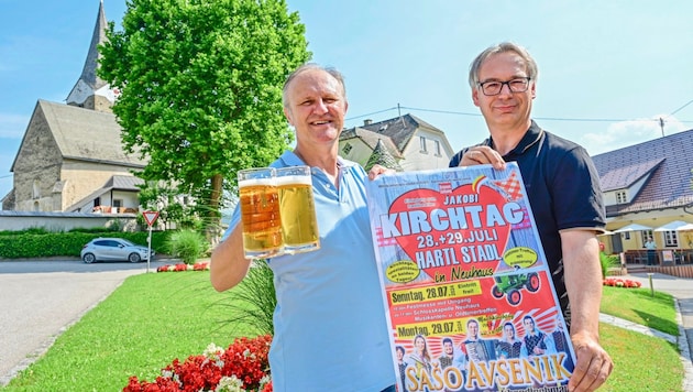 Hartl landlord Reinhard Hartl and parish priest Michael Golavcnik invite you to the traditional Jakobi-Kirchtag in Neuhaus next weekend. (Bild: Evelyn Hronek/EVELYN HRONEK)