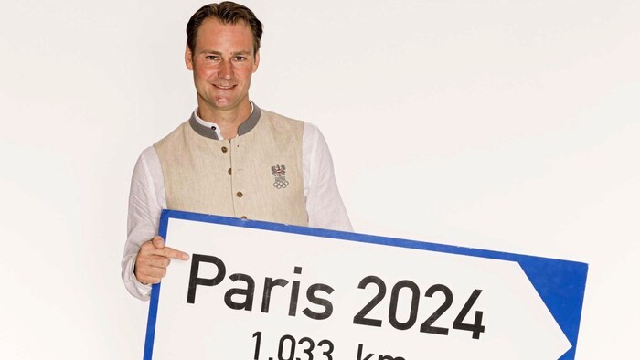 Der Wahlsteirer Florian Bacher reist am 24. Juli im LKW nach Paris.