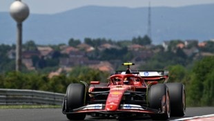 Carlos Sainz hat im ersten Training eine starke Leistung gezeigt. (Bild: AP ( via APA) Austria Presse Agentur/ASSOCIATED PRESS)