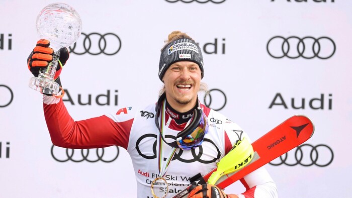 Manuel Feller gewann im Vorjahr den Slalom-Weltcup, holte sich 2017 bei der WM in St. Moritz ...