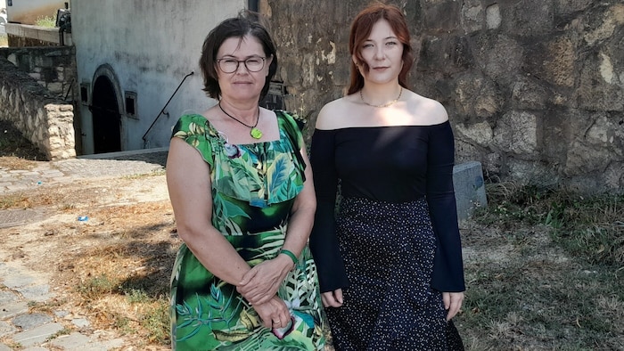 Gemeinderätin Margit Paul-Kientzl und Gemeindevorständin Lisa Reuter.