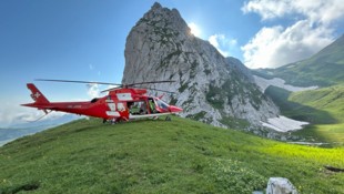 Der Leichnam des Verstorbenen wurde mit dem Hubschrauber der REGA geborgen.