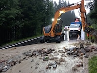 Die Gerlos Alpenstraße war überflutet. (Bild: FF Wald im Pinzgau)