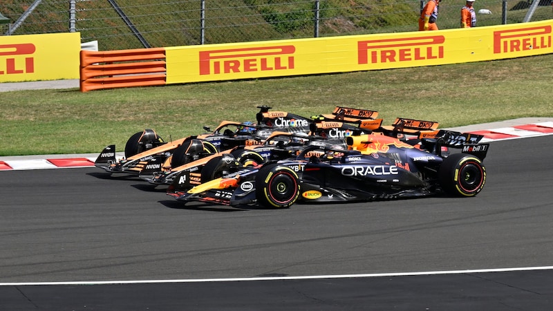 Oscar Piastri, Lando Norris und Max Verstappen (Bild: AP ( via APA) Austria Presse Agentur/ASSOCIATED PRESS)