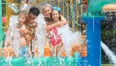 Familien mit zwei Kindern zahlen bis zu 23,20 Euro Eintritt. 