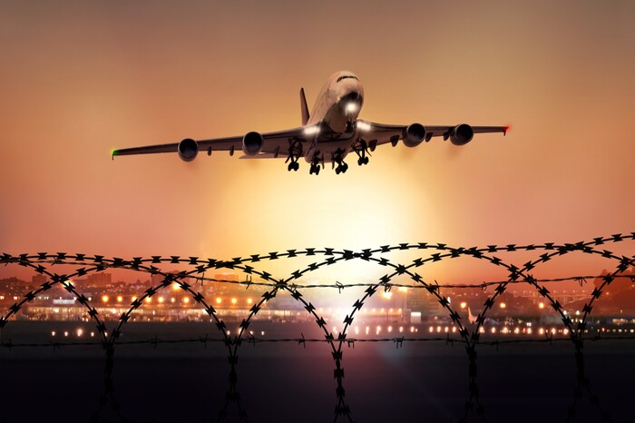 Der Flug ins Urlaubsparadies läuft leider auch oft mit Turbulenzen ab