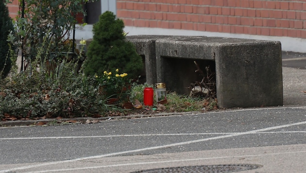 Candles at the scene of the accident in Linz commemorated the terrible accident. (Bild: Lauber/laumat.at Matthias)