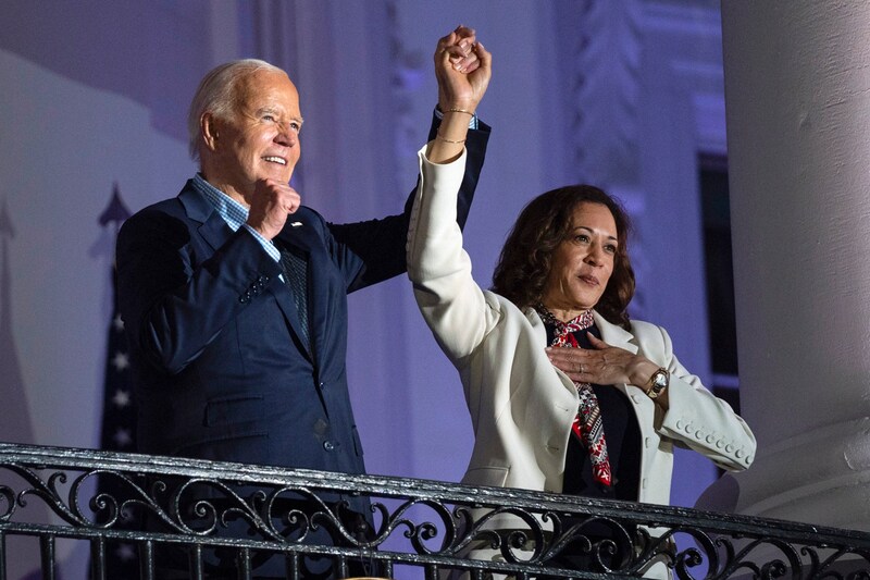 If Joe Biden has his way, US Vice President Kamala Harris will succeed him. (Bild: AP/Evan Vucci)