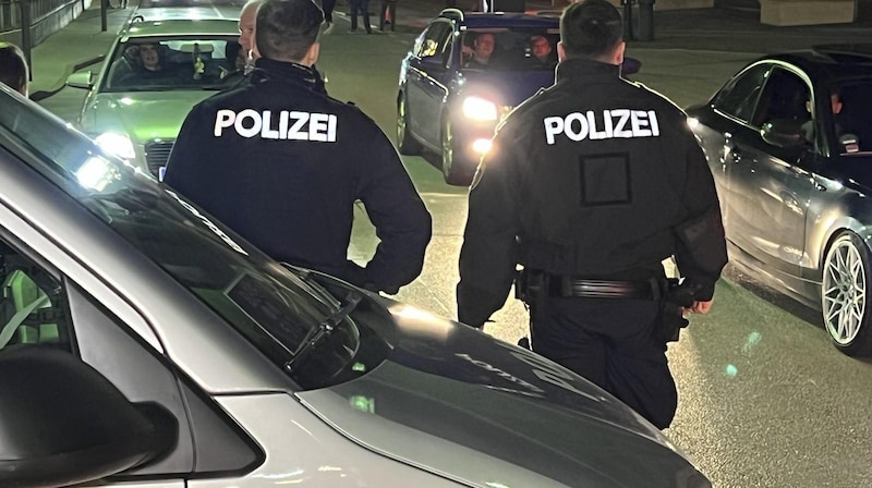 In ganz Österreich geht die Polizei verstärkt gegen Raser und Tuner vor. (Bild: Tschepp Markus)