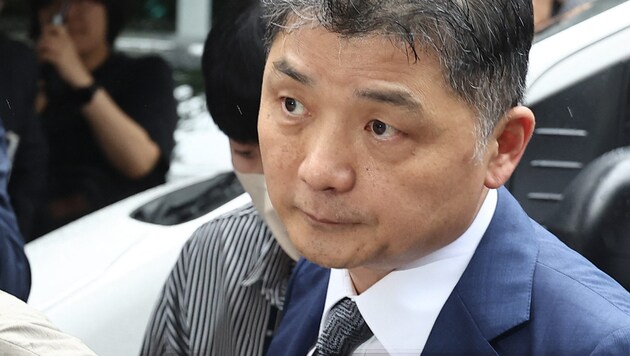 Kim Beom-su's arrest is limited to 20 days for the time being. (Bild: AFP/YONHAP/Mahmoud RIZK)