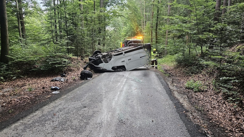 The St. Ruprecht fire department was deployed with 15 people and three vehicles (Bild: FF St. Ruprecht an der Raab)