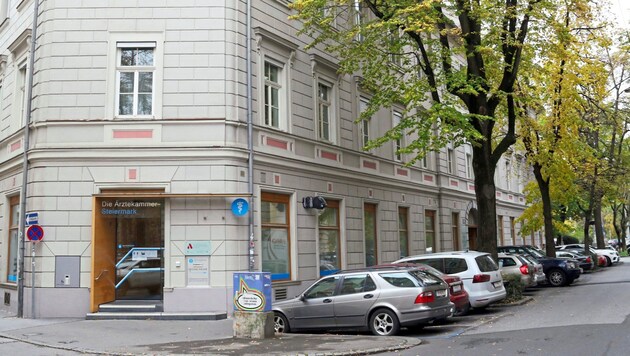 The headquarters of the Styrian Medical Association in Graz (Bild: Jauschowetz Christian/Christian Jauschowetz)