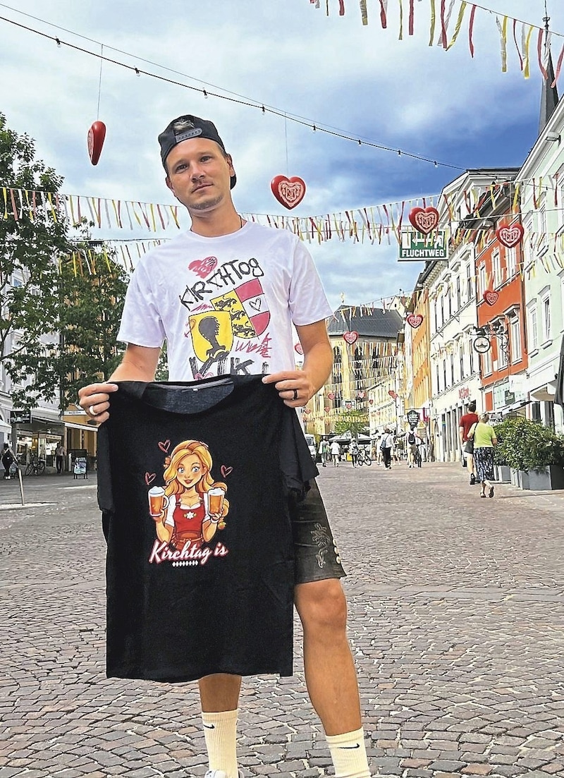 Die modischen, heiß begehrten Kirchtag-Shirts von Daniel Strafner erfreuen sich großer Beliebtheit. (Bild: Klaus Loibnegger)