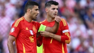 Rodri (links) und Alvaro Morata droht jetzt Ärger. 
