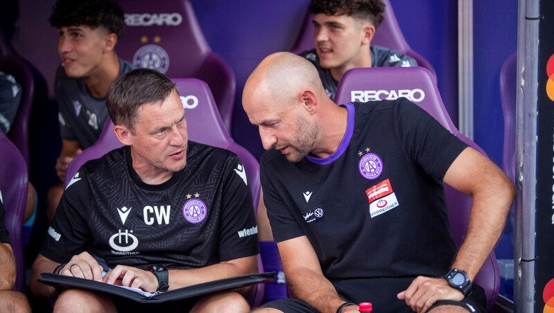 Austria-Trainer Stephan Helm (re.) und Co-Trainer Christian Wegleitner (Bild: GEPA)