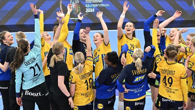 The Swedish handball players were not satisfied with their beds. (Bild: AFP or licensors)