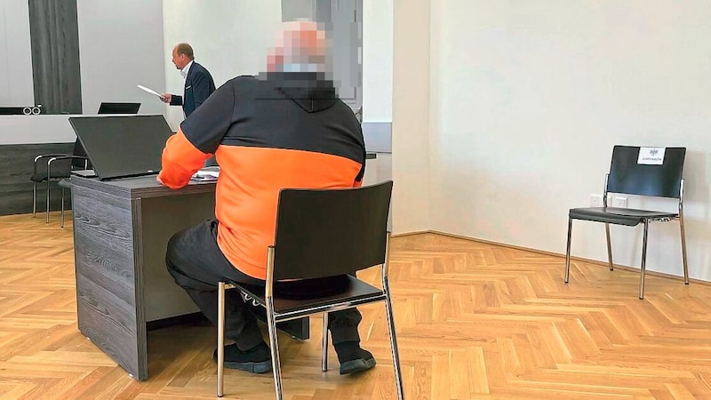 The accused owner of the German shepherd dogs (Bild: A. Richter, Krone KREATIV)