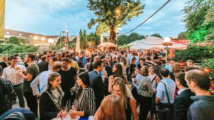 Das Techno Cafe ist ein Klassiker unter den After-Work-Events.