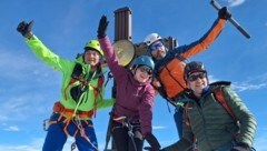 Bernhard Kaut (orange Jacke) bezwang zwei Jahre nach einer Lungentransplantation Österreichs höchsten Berg. (Bild: zVg)