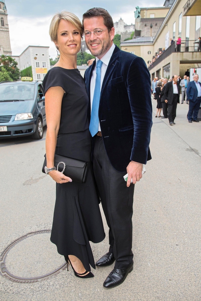 Mit seiner Exfrau Stephanie war zu Guttenberg beinahe jährlich Gast bei dem wichtigsten Festival ...
