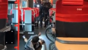 Die Anweisung „Uffn Buch!“ wurde nicht sofort verstanden. 