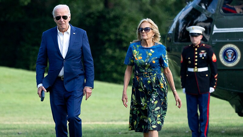 Joe und Jill Biden engagieren sich enorm für die Krebsforschung. (Bild: APA/AFP/Chris Kleponis)