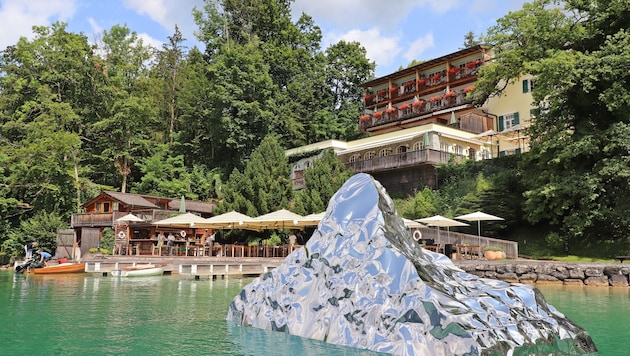 Der Eisberg liegt vor dem Landhaus zu Appesbach in St. Wolfgang. (Bild: Hörmandinger Reinhard)