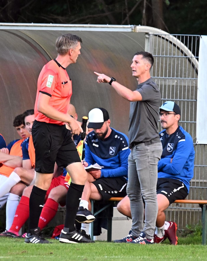 Treibach-Coach Karl Schweighofer (re.).